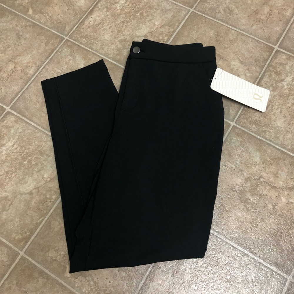 SOLD Lululemon city trek trousers II